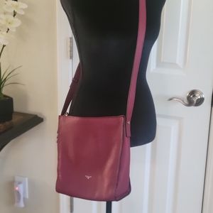 NWOT T Tahari Genuine Leather Crossbody Purse